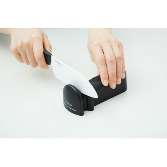 Kyocera RSD-01-BK Deimantinis peilių galąstuvas (keramikiniams ir plieniniams peiliams), Juoda