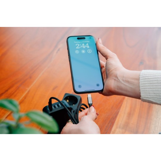 Verbatim 31846 Sync & Charge Kabelis USB-C į USB-C 100W 480Mbps 120cm, Pilka/Juoda